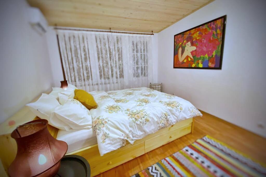 The Secret Lodge- New With Private Garage, Entire House Veliko Tarnovo Exterior photo